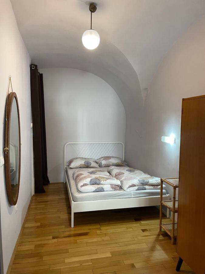 Vintage Charm Apartment Любляна Екстериор снимка